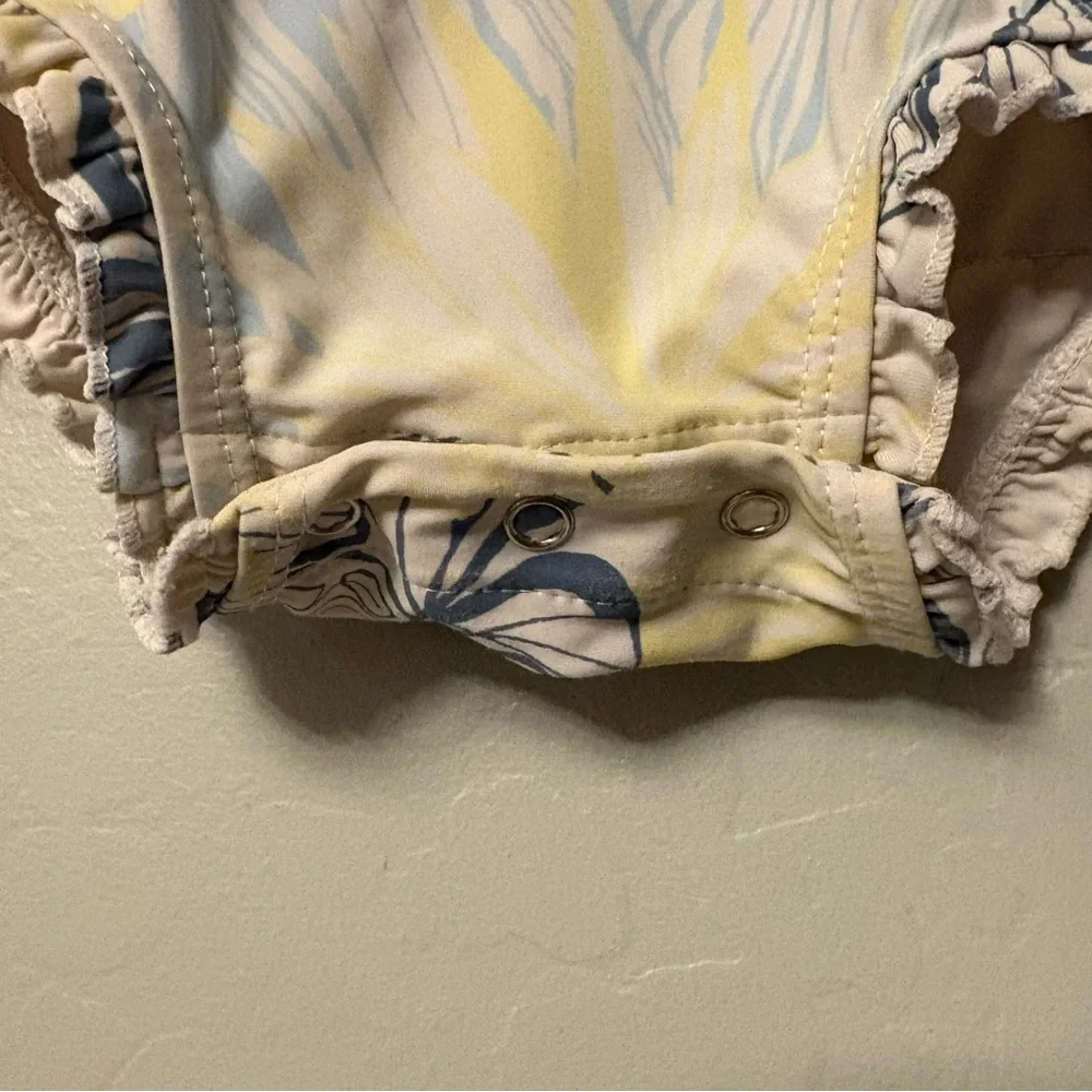 Ruffle Butts birds of paradise one piece rashguard swimsuit 6-12 months